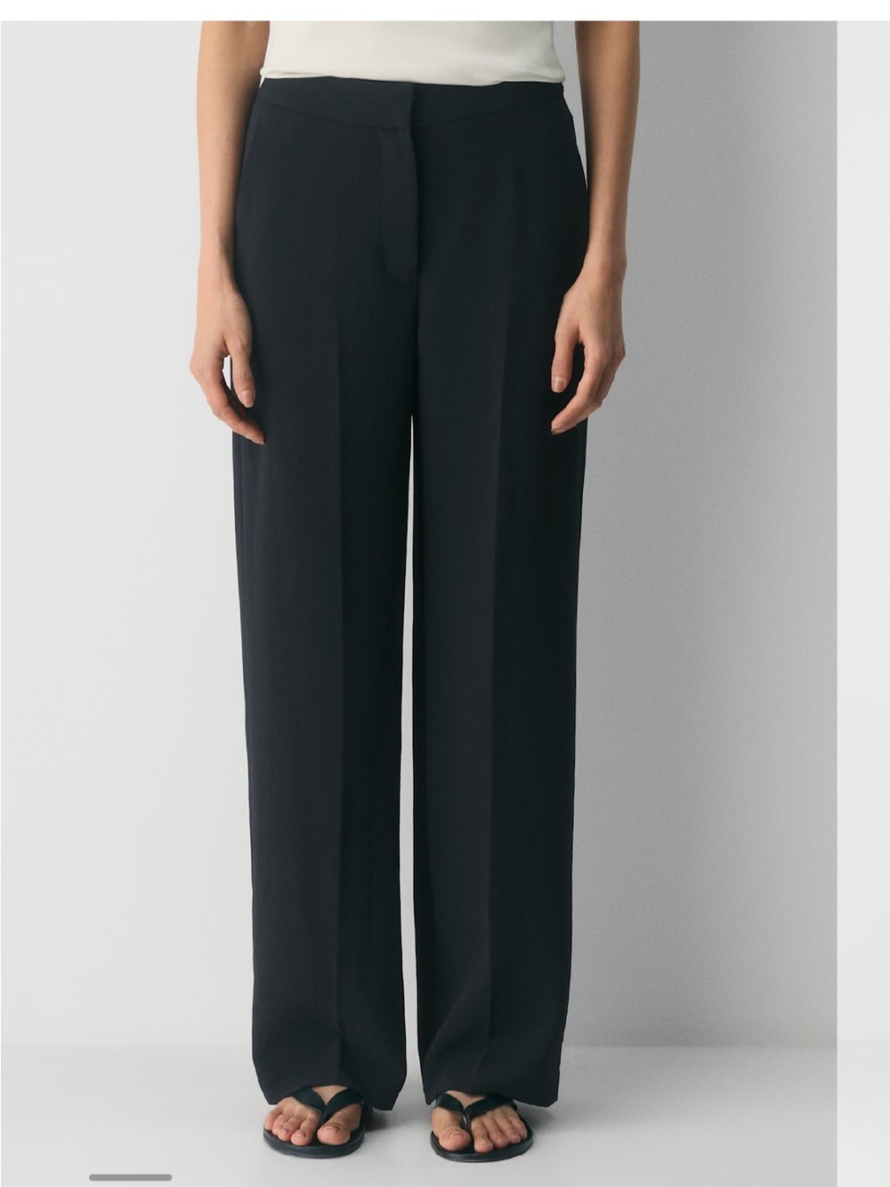 Aritzia Black Limitless Pants Size 6